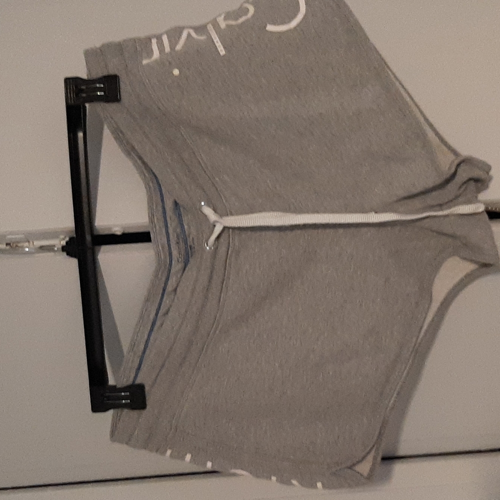 Running shorts